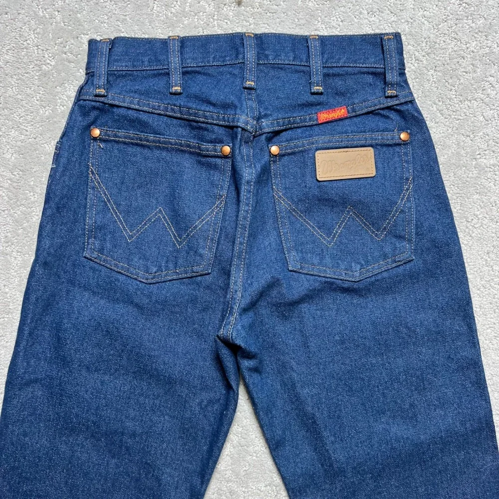 Wrangler measurements waist